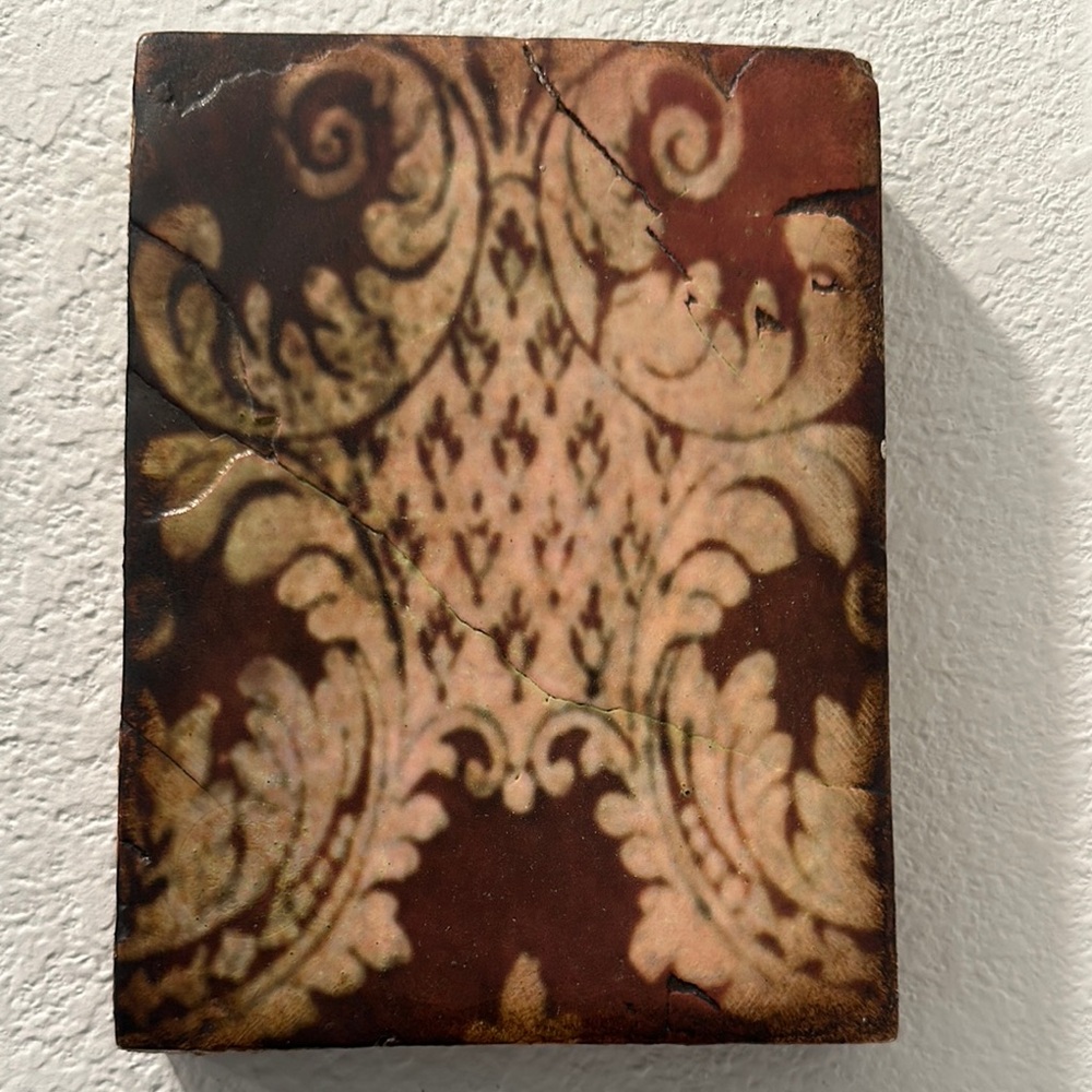 Sid Dickens T 107  Damask